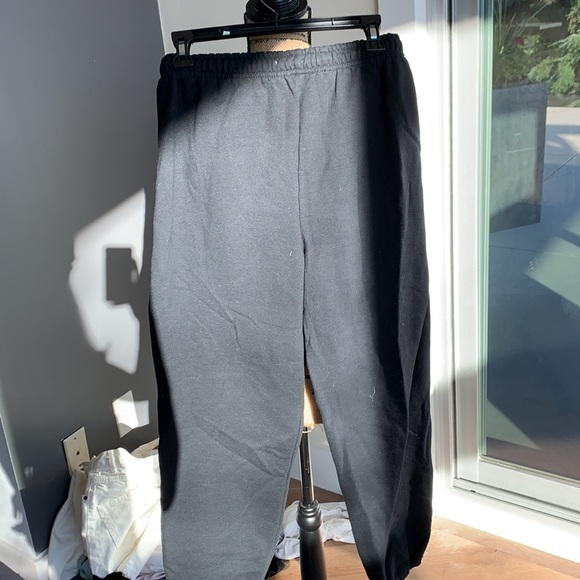 Black sweatpants - Picture 3 of 3